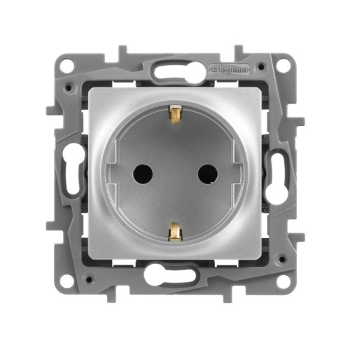 Розетка 1-м СП Etika 16А IP31 250В 2P+E с заземл. защ. шторки немецк. стандарт винтов. клеммы механизм алюм. IEK 672422