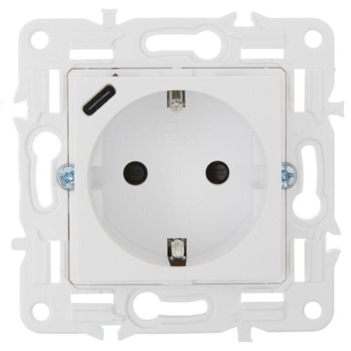 Розетка SKANDY 18Вт 16А с заземл. защ. шторки с USB C SK-R17W арктич. бел. IEK SK-R14-16-U14-018-K01