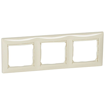 Рамка 3-м СП Valena IP20 горизонт. сл. кость (DIY-упак.) IEK 695633