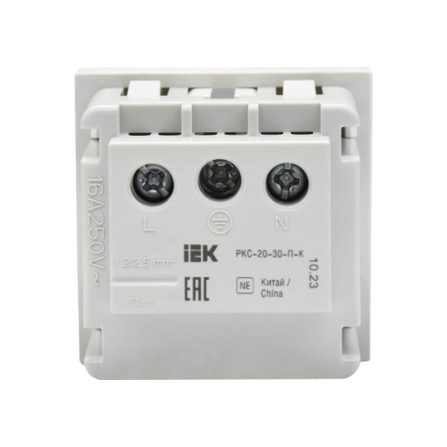 Розетка PRIMER с заземл. защ. шторки винт. зажим РКС-20-30-П-К бел. IEK PR-KK40D-RSZH-2-2-K01