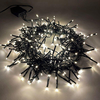 Гирлянда светодиодная "Нить Мишура" 3.9м 200LED 220В IP20 зел. провод тепл. свет ЭРА Б0047970