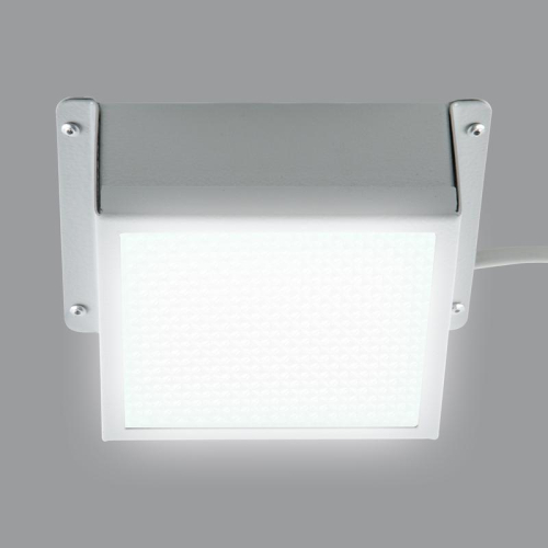 Светильник светодиодный ULP-1010 7W/4000K IP40 GRILYATO WHITE 7Вт 4000К IP40 630лм 100х100х37 потолочный встраив. грильято рассеив. призма с источником питания бел. Uniel UL-00007426