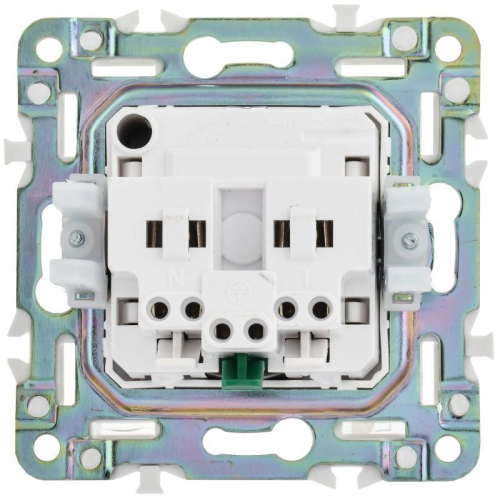 Розетка SKANDY 16А с заземл. защ. шторки безвинт. крепл. SK-R06N никель IEK SK-R14-16-1-K50