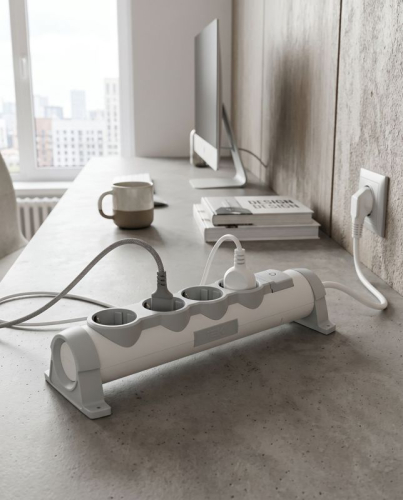 Удлинитель 4х1.5м с заземл. 16А IP20 Комфорт 4х2P+E IEK 694626