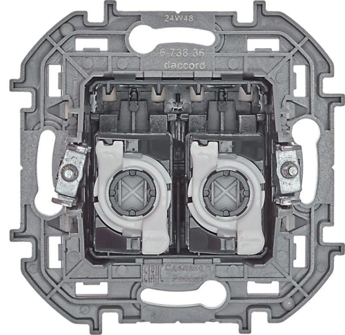 Розетка компьютерная 2-м Inspiria RJ45 кат.5E UTP сл. кость IEK 673836