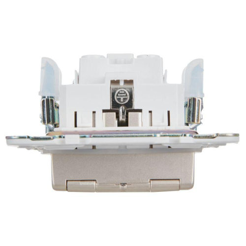 Розетка 1-м SKANDY 16А IP44 с заземл. защ. шторки с крышкой SK-R11Sh шампань IEK SK-R16-16-44-K37