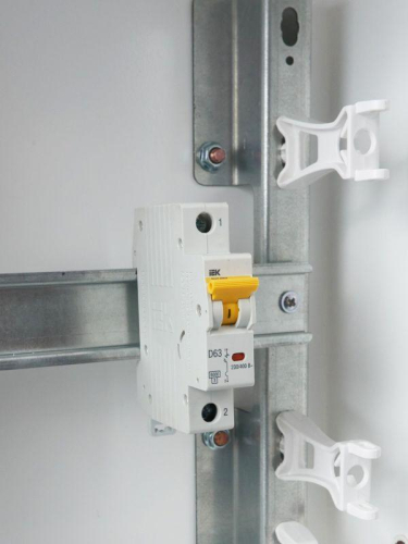 Выключатель автоматический модульный 1п D 63А 6кА ВА47-60МА без тепл. расцеп. KARAT IEK MVA33-1-063-D