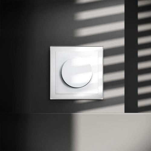 Светорегулятор поворотно-нажимной СП S70 600Вт механизм бел. глянцевый Voltum VLS070301