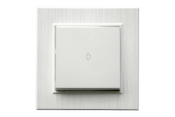 Выключатель проходной 1-клав. Karea LINE STAR жемчуж. Makel 86100005