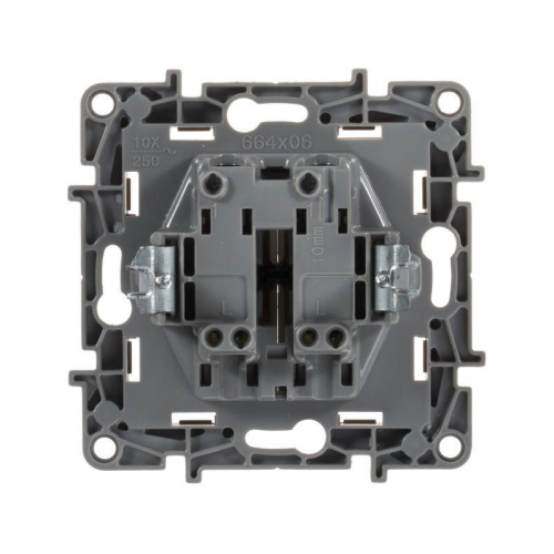 Выключатель 2-кл. СП Etika 10А IP20 250В 10AX безвинтов. зажимы механизм сл. кость IEK 672302