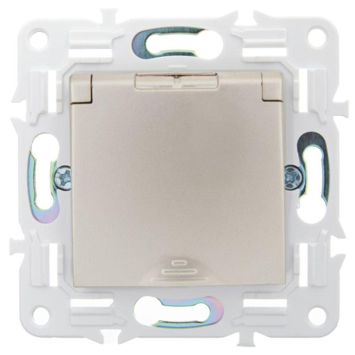 Розетка 1-м SKANDY 16А IP44 с заземл. защ. шторки с крышкой SK-R11Sh шампань IEK SK-R16-16-44-K37