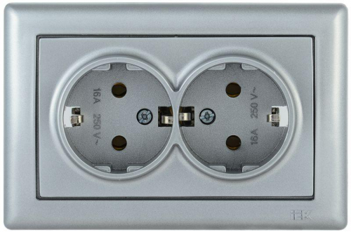 Механизм розетки 2-м СП Bolero РС21-1-0-БС 16А с заземл. серебр. IEK ERB21-K23-16