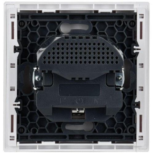 Розетка FORTE&PIANO FP247 16А USB A+C 18Вт с заземл. защ. шторки винт. крепл. бел. IEK FP-R14-16-U22-018-K01