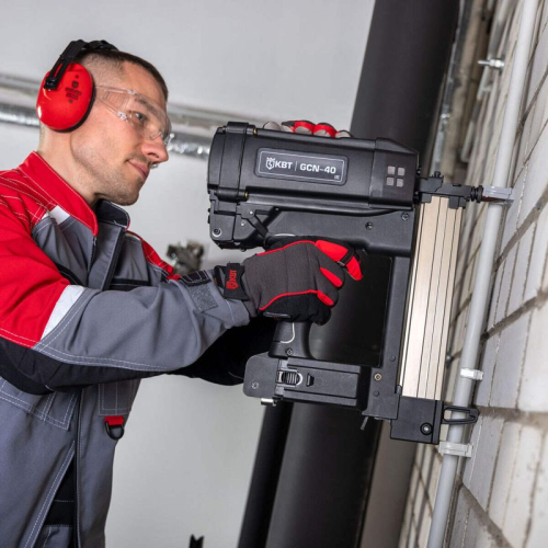 Пистолет монтажный газовый GCN-40 ПРОФИ КВТ 102360