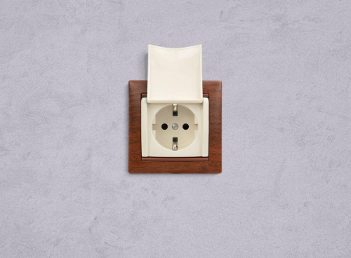 Розетка 1-м СП Valena 16А IP21 2P+E с заземл. защ. шторки с крышкой винты механизм сл. кость IEK 774322