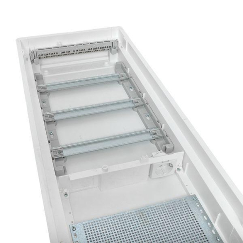 Щит комбинированный встраив. Nova 3 DIN-рейки + 1 монтаж. плата 5 габарит IP41 с метал. перфорированной дверью EKF Proxima nv-cb-pmd-3+1