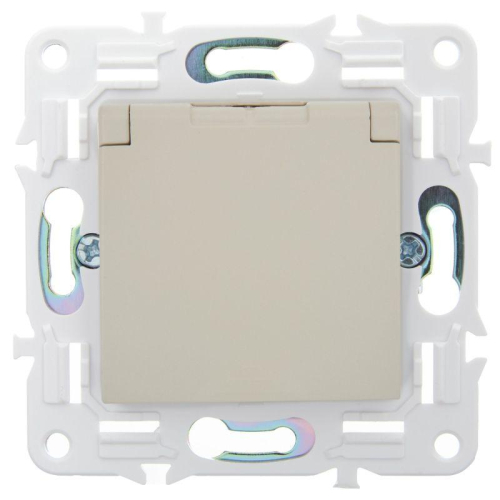 Розетка 1-м SKANDY 16А IP44 с заземл. защ. шторки с крышкой SK-R11B беж. IEK SK-R16-16-44-K10