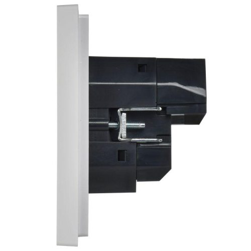 Розетка FORTE&PIANO FP247 16А USB A+C 18Вт с заземл. защ. шторки винт. крепл. бел. IEK FP-R14-16-U22-018-K01