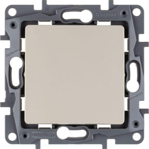 Выключатель 1-кл. СП Etika 10А IP20 250В 10AX безвинтов. зажимы механизм сл. кость IEK 672301