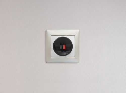 Розетка телевизионная одиночная TV СП Valena для динамиков механизм бел. Leg 774223