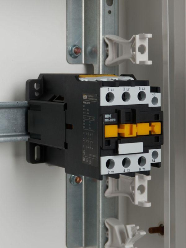 Контактор КМИп-23210 32А 24В/АС3 1НО KARAT IEK KMD21-032-024-10