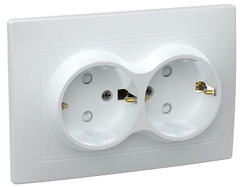 Розетка 2-м СП Кварта РСш12-3-КБ 16А IP20 с заземл. защ. шторки керамика бел. GENERICA ERK24-K01-16-K